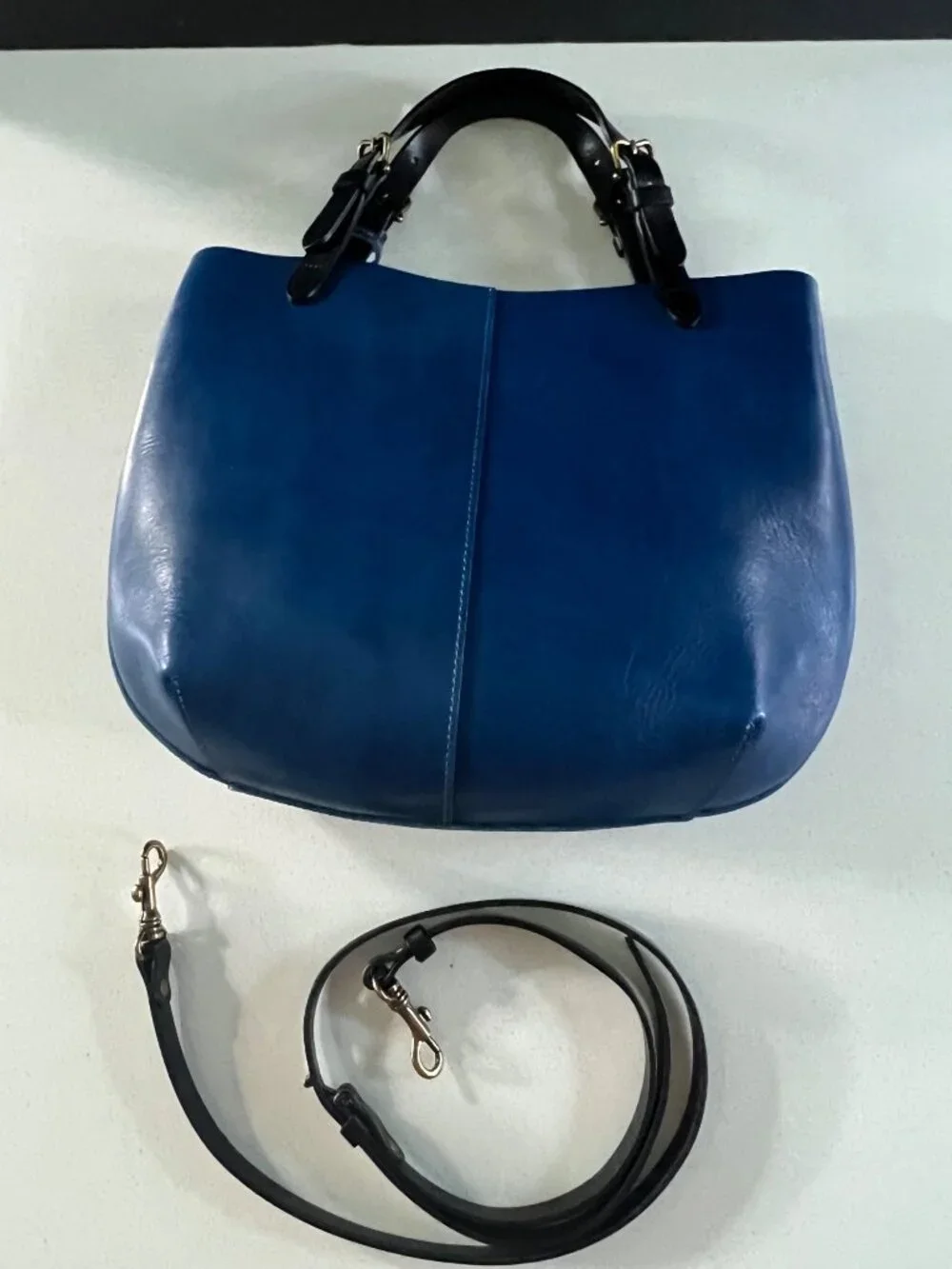 Old Trend Island Mini sky blue Leather Tote